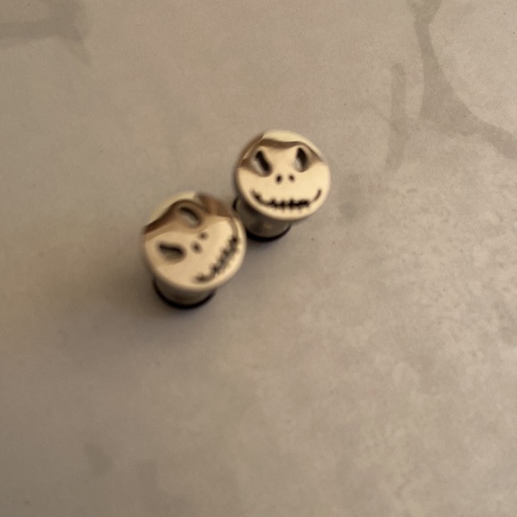 New Silver Alloy Earrings Halloween Jack Skellington Studs Nightmare before Xmas - Picture 3 of 5